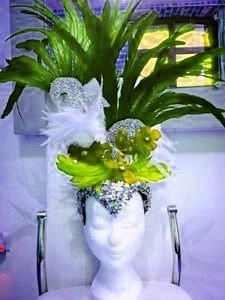 Casque En Plumes De Coq