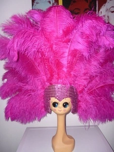 Casque En Plumes D'autruche Draps