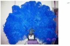 Casque En Autruche Et Strass