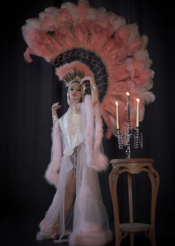 Casque Burlesque En Autruche 3 Casque Burlesque En Autruche