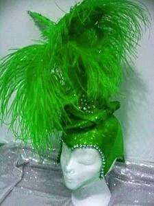 Casque Haut De Forme Et Plumes