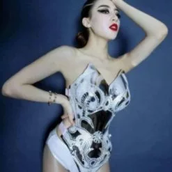 Corset En Métal