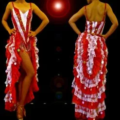 Robe Avec Traîne à Volants