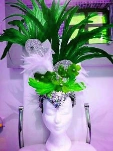 Casque En Plumes De Coq